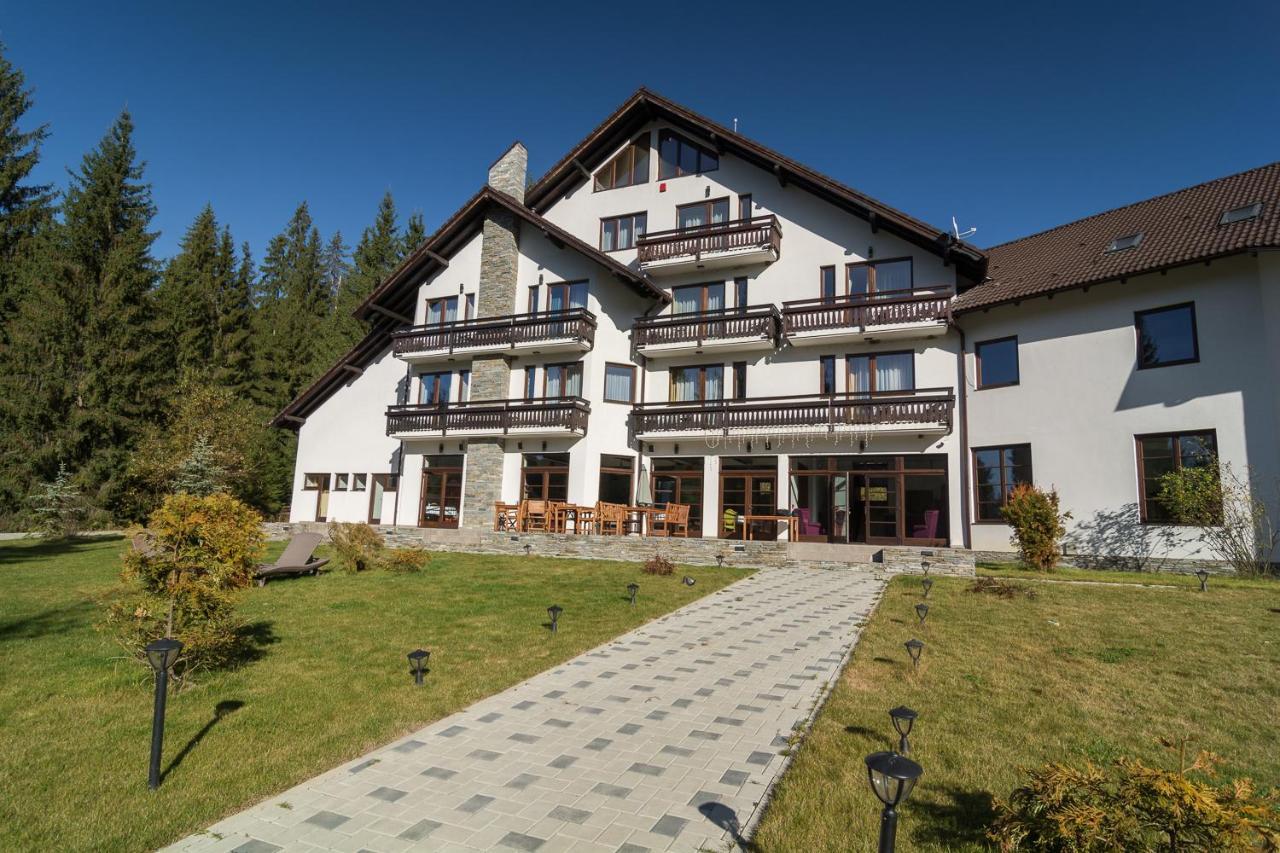 Pensiunea Izvorul Zanelor Colibiţa Exterior foto